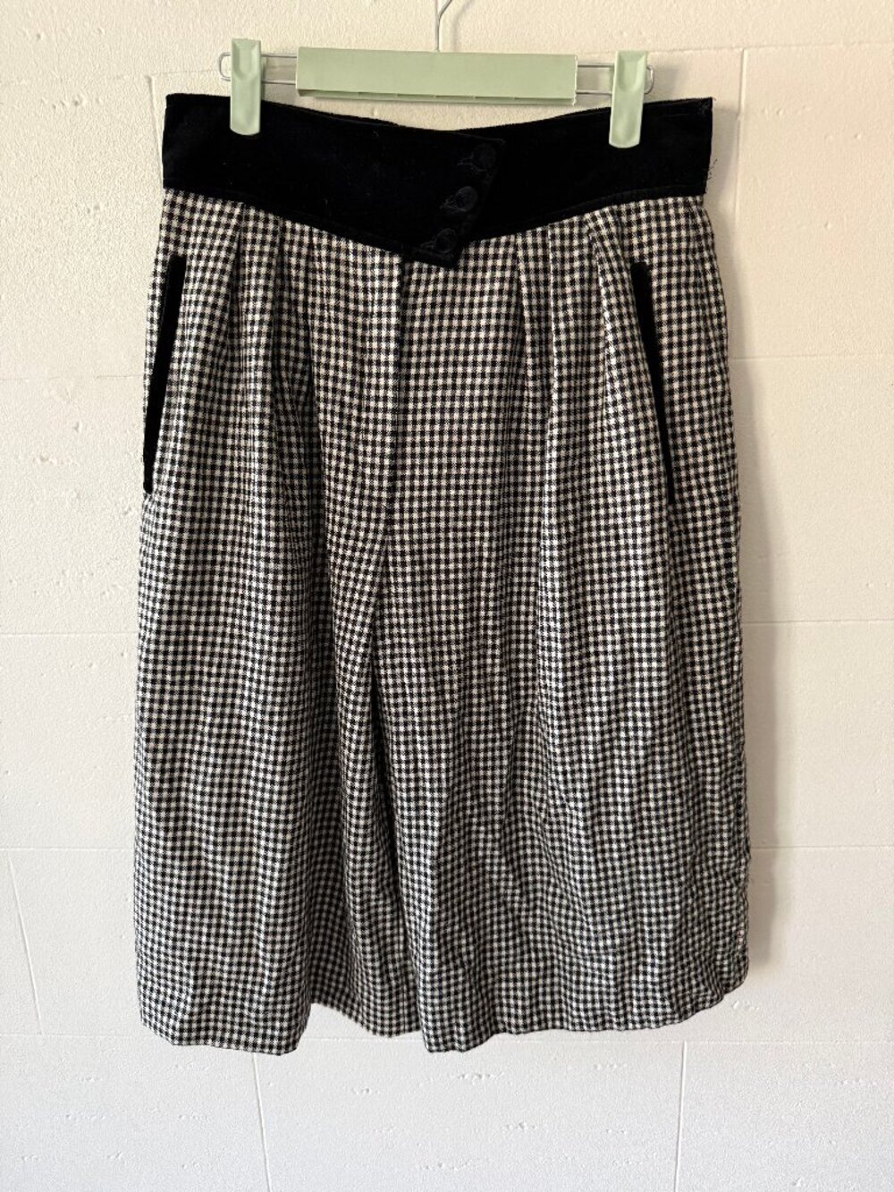 Vintage | Pure Wool Black and White Gingham Cullottes | Size 8